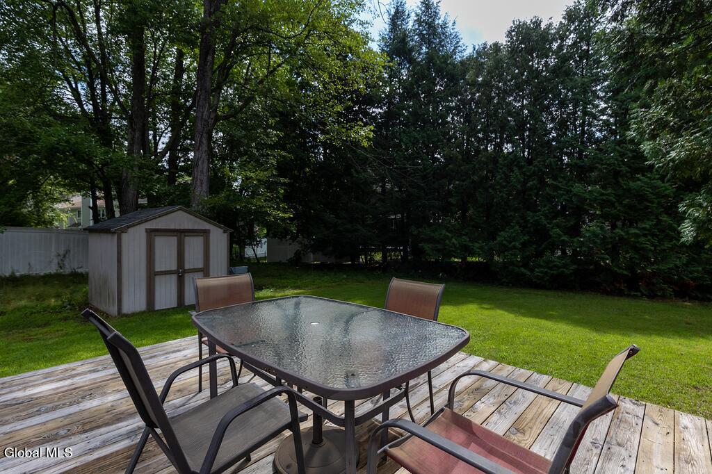 24 Brenden Court Clifton Park NY 12065