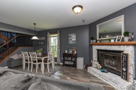 24 Brenden Court Clifton Park NY 12065