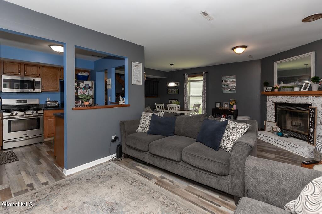 24 Brenden Court Clifton Park NY 12065