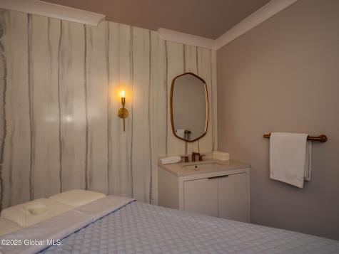 19 Washington Street Saratoga Springs NY 12866