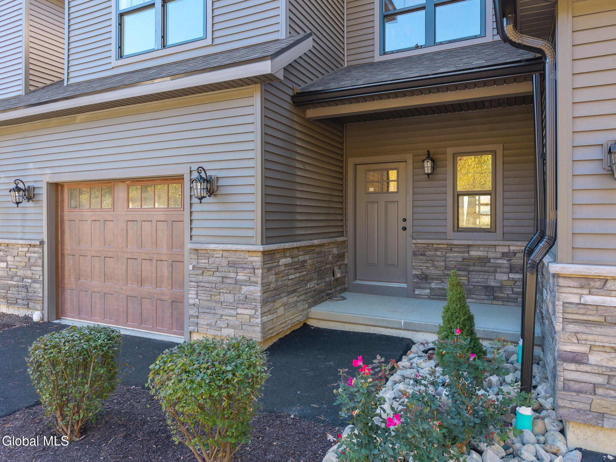 41 Hill Crest Lane Lake George NY 12845