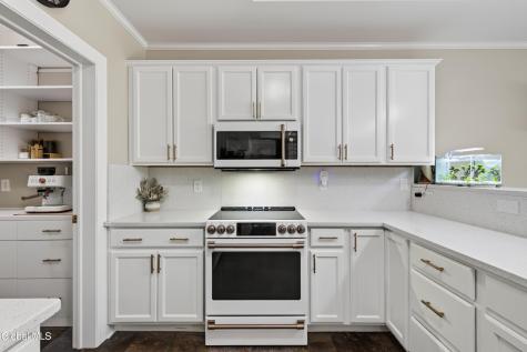 802 Vly Pointe Drive Niskayuna NY 12309