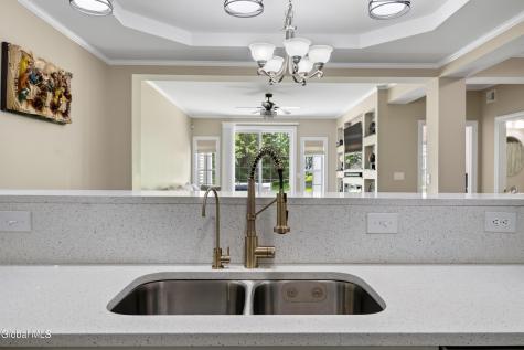 802 Vly Pointe Drive Niskayuna NY 12309