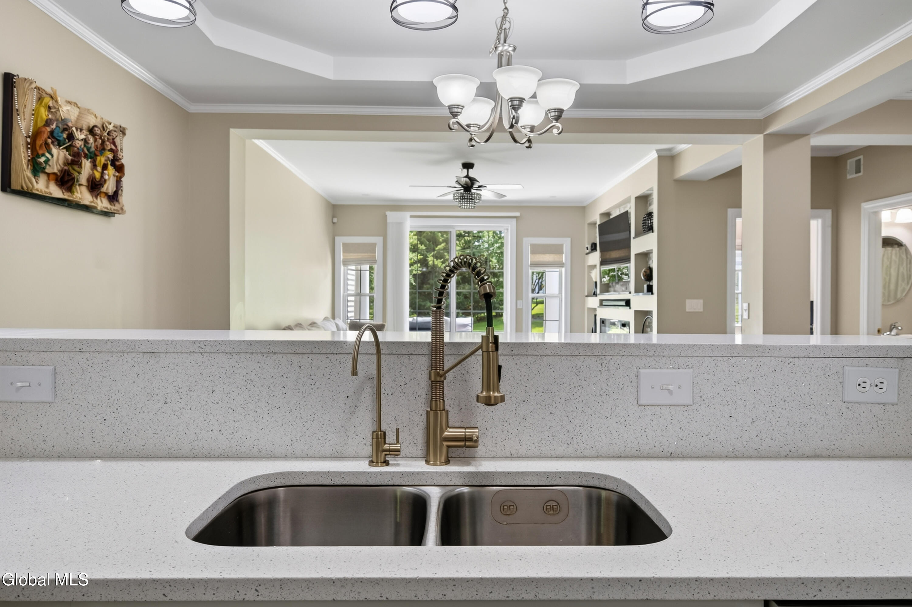 802 Vly Pointe Drive Niskayuna NY 12309