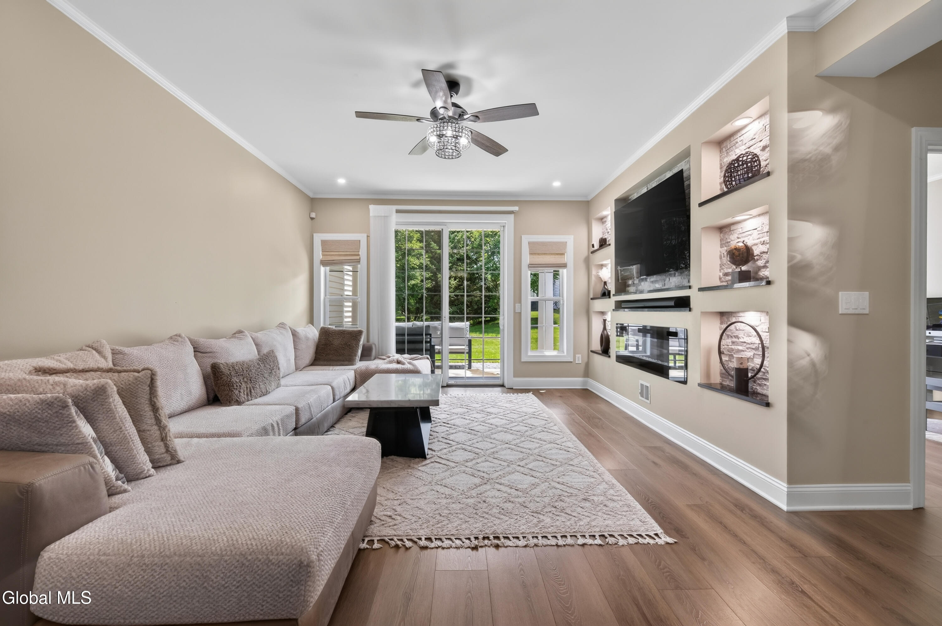 802 Vly Pointe Drive Niskayuna NY 12309