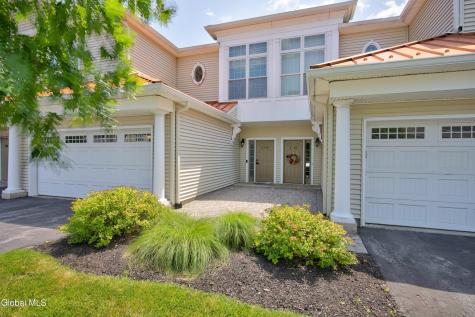 802 Vly Pointe Drive Niskayuna NY 12309