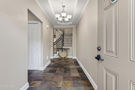802 Vly Pointe Drive Niskayuna NY 12309