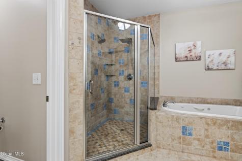 802 Vly Pointe Drive Niskayuna NY 12309