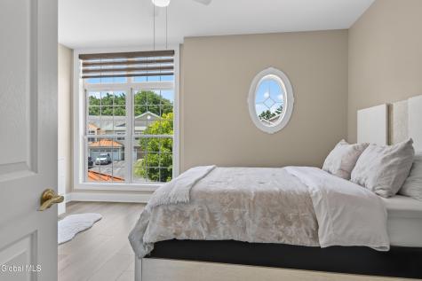 802 Vly Pointe Drive Niskayuna NY 12309