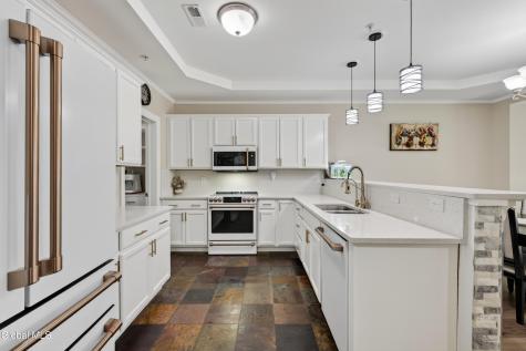 802 Vly Pointe Drive Niskayuna NY 12309