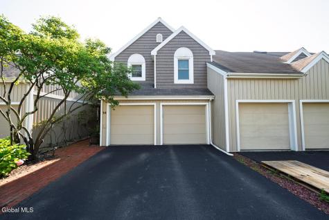 14 Wedgewood Lane Voorheesville NY 12186