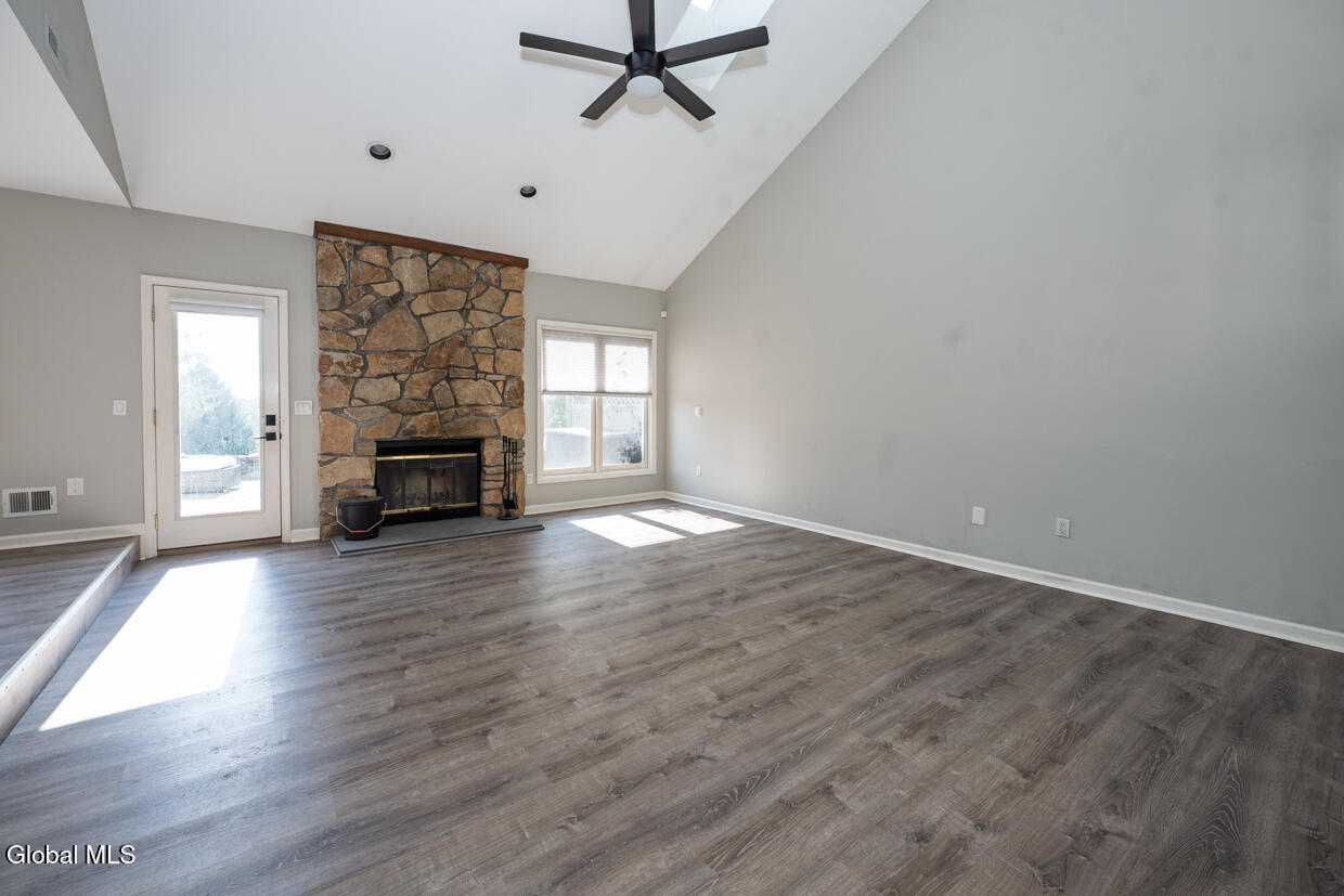 14 Wedgewood Lane Voorheesville NY 12186