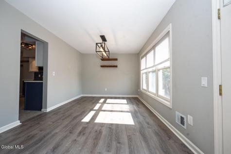 14 Wedgewood Lane Voorheesville NY 12186