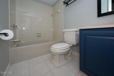 14 Wedgewood Lane Voorheesville NY 12186