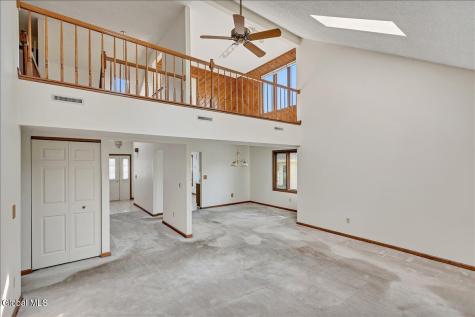8 Rusfield Drive Glenmont NY 12077