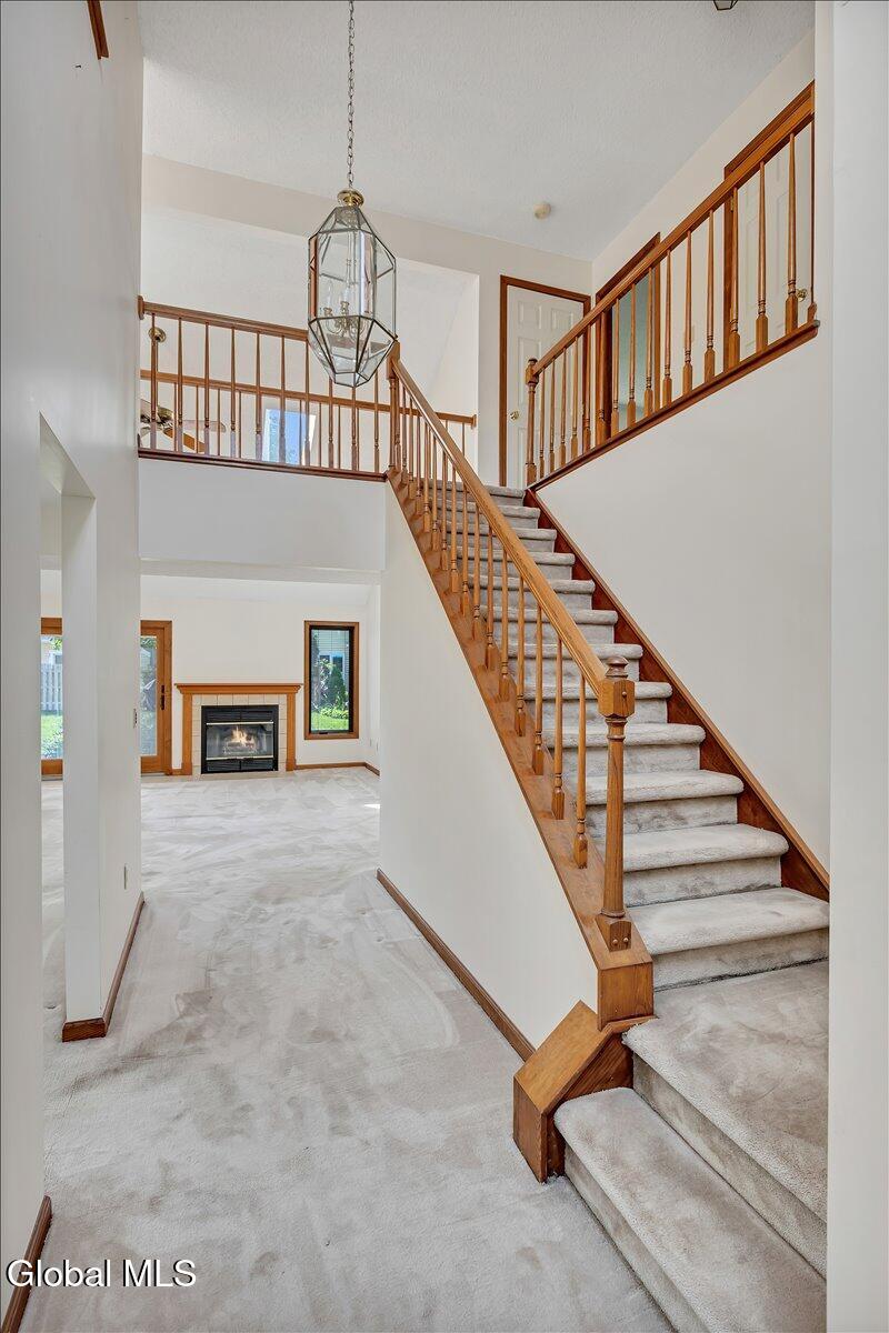 8 Rusfield Drive Glenmont NY 12077