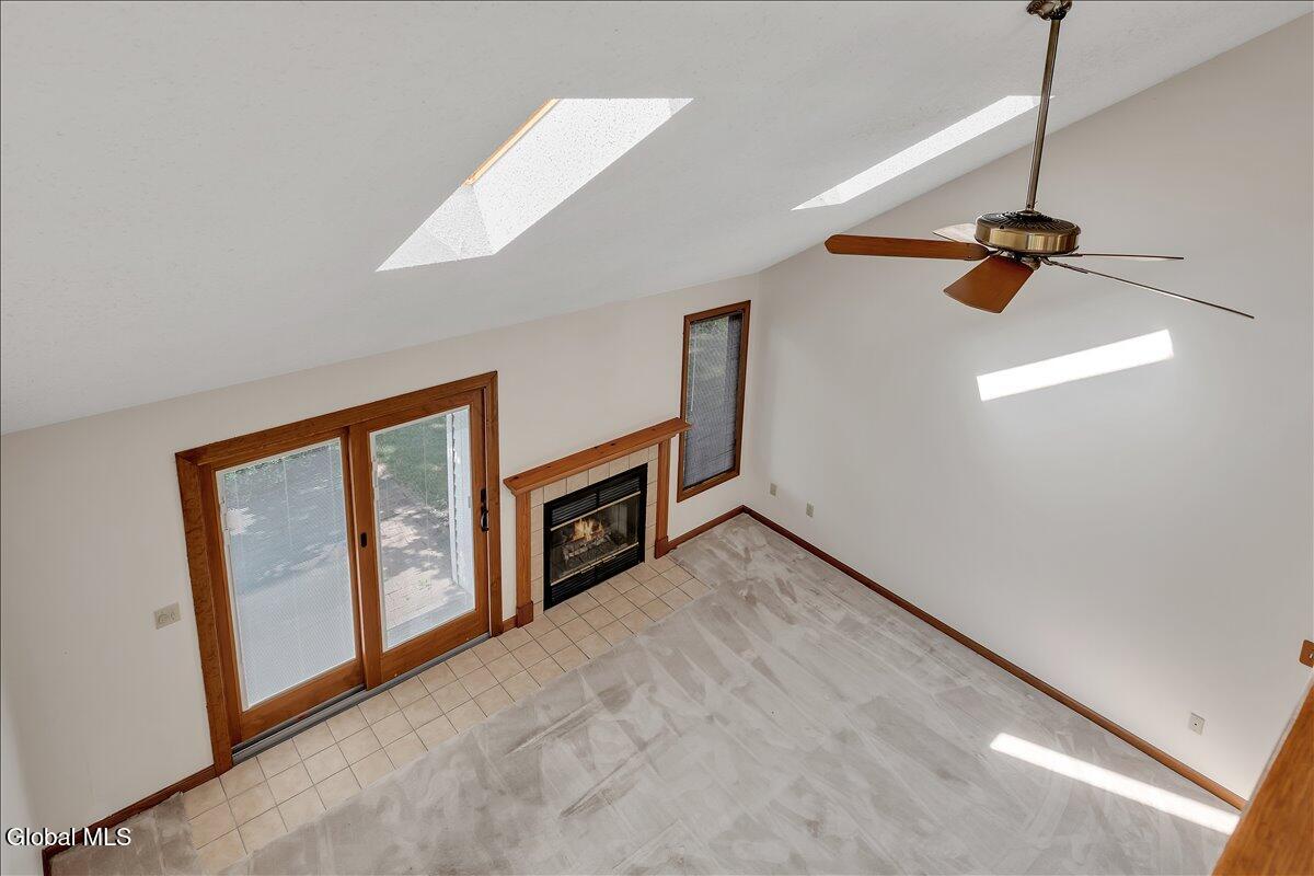 8 Rusfield Drive Glenmont NY 12077