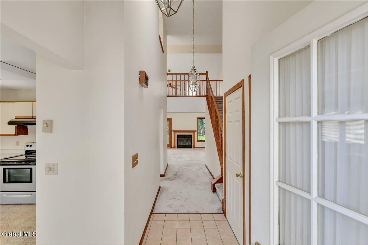 8 Rusfield Drive Glenmont NY 12077