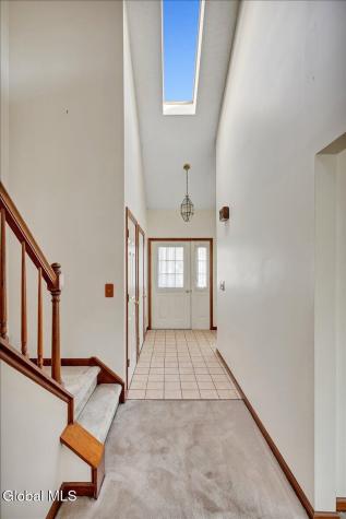 8 Rusfield Drive Glenmont NY 12077