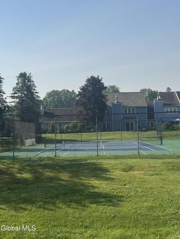 8 Rusfield Drive Glenmont NY 12077