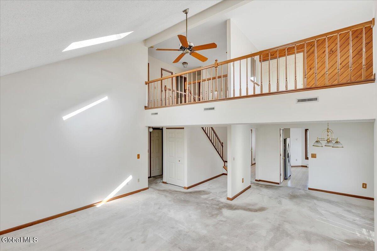 8 Rusfield Drive Glenmont NY 12077