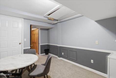 8 Green Meadow Drive Clifton Park NY 12065