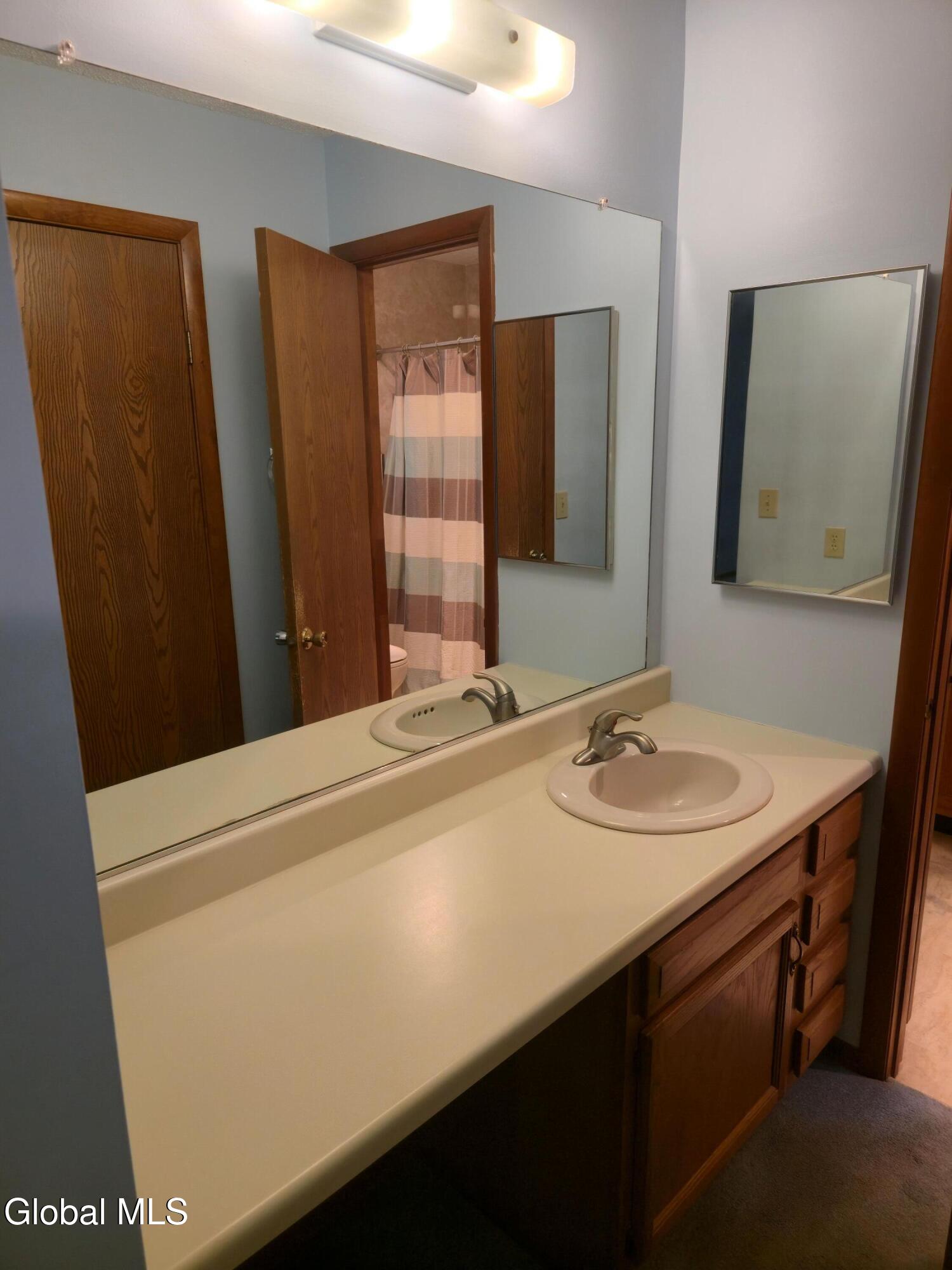 23 Cromwell Drive Halfmoon NY 12065