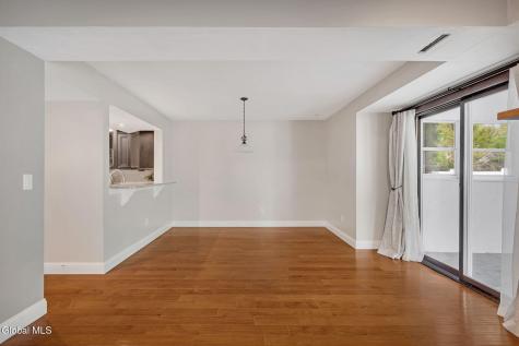 43 Grant Hill Court Clifton Park NY 12065