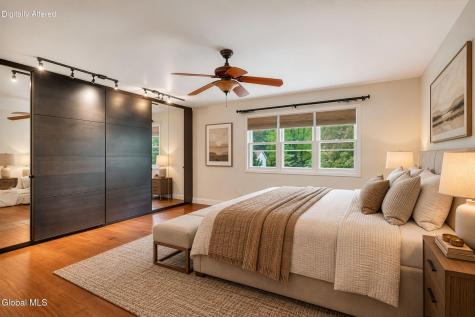 43 Grant Hill Court Clifton Park NY 12065