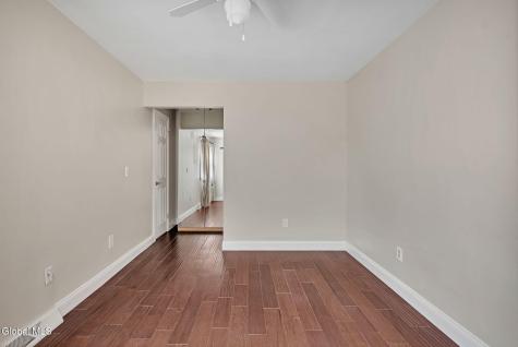 43 Grant Hill Court Clifton Park NY 12065