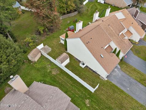 43 Grant Hill Court Clifton Park NY 12065
