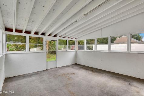 43 Grant Hill Court Clifton Park NY 12065