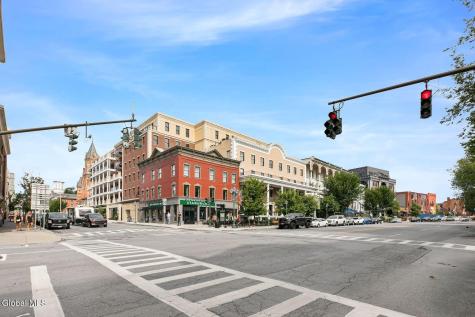19 Washington Street Saratoga Springs NY 12866