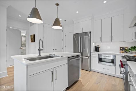 19 Washington Street Saratoga Springs NY 12866