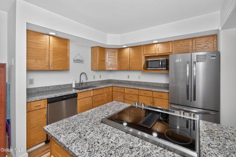 7324 Vic Court Schenectady NY 12303