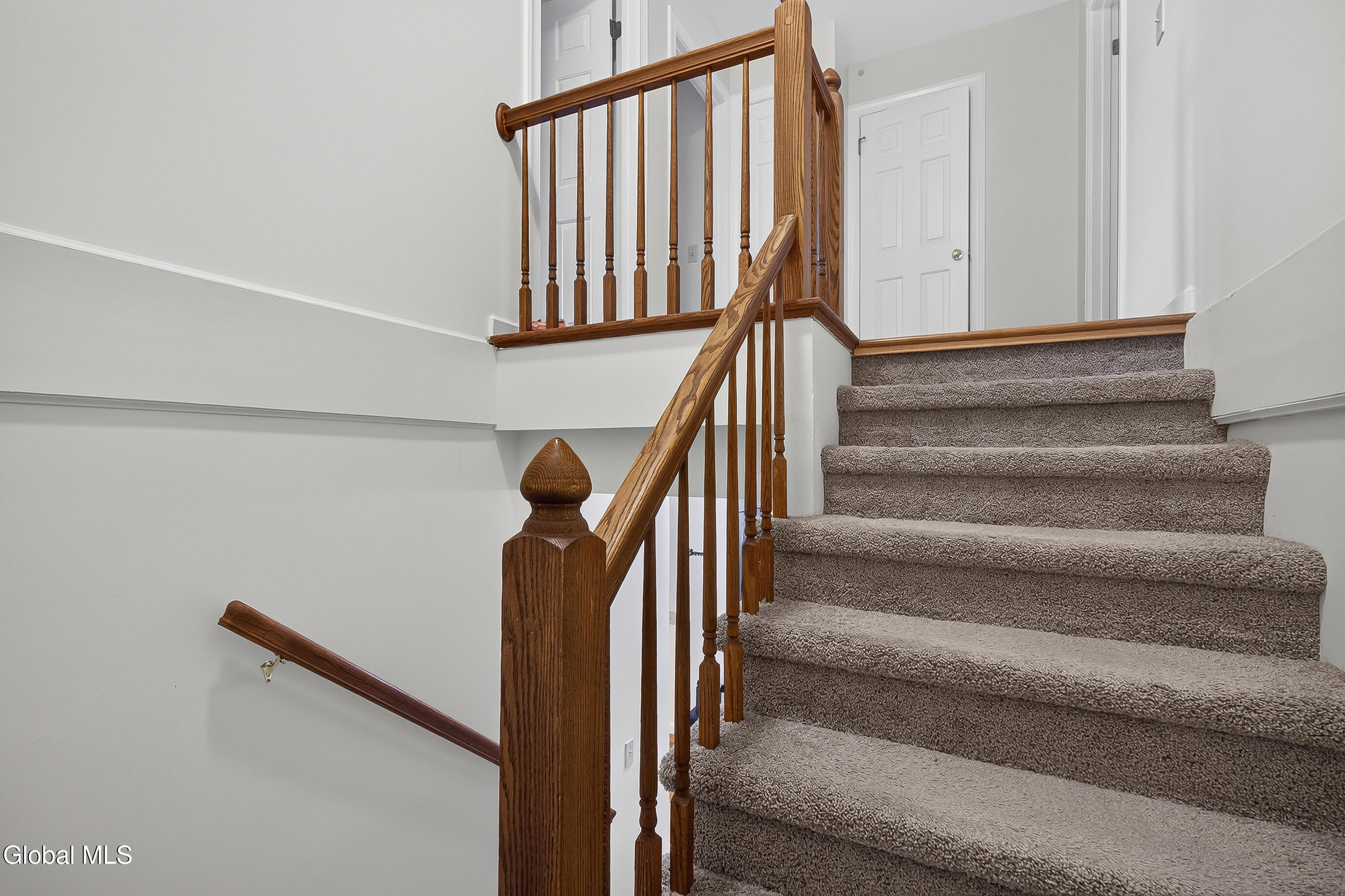 7324 Vic Court Schenectady NY 12303
