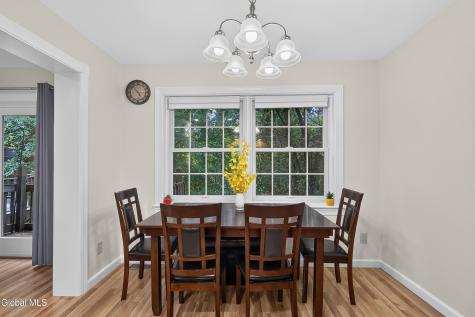 7324 Vic Court Schenectady NY 12303