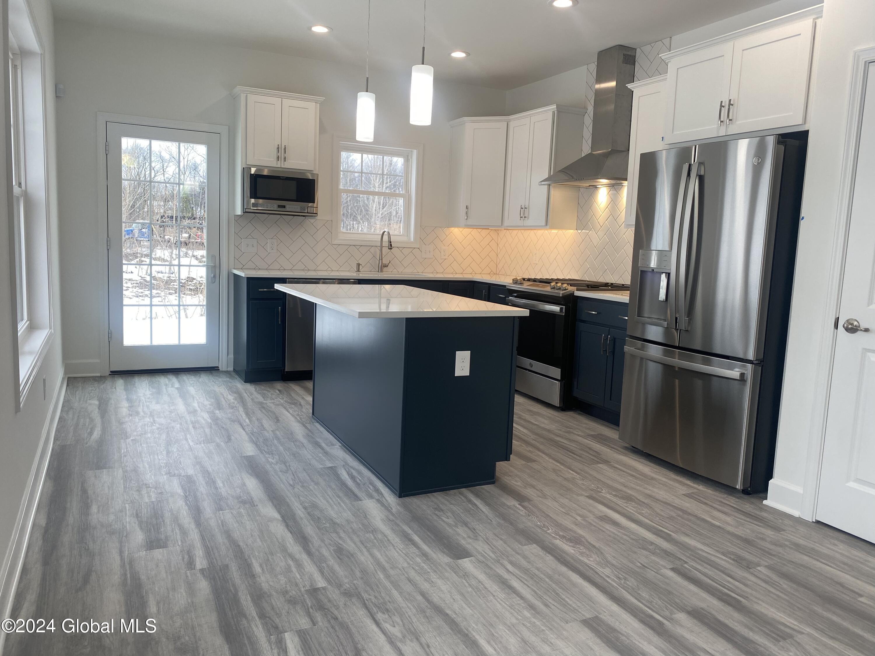 24 Priddle Lane Latham NY 12110