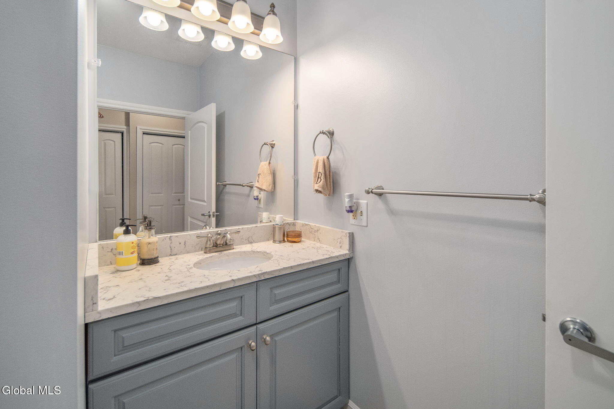 8 Wall Street Clifton Park NY 12065