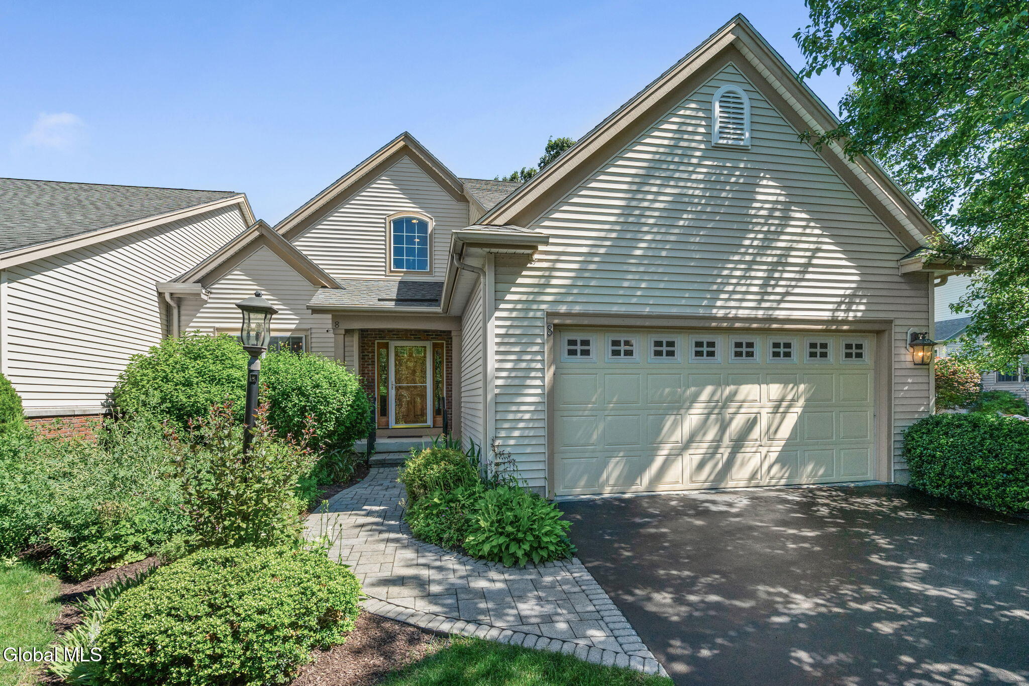 8 Sedgewyck Drive Delmar NY 12054