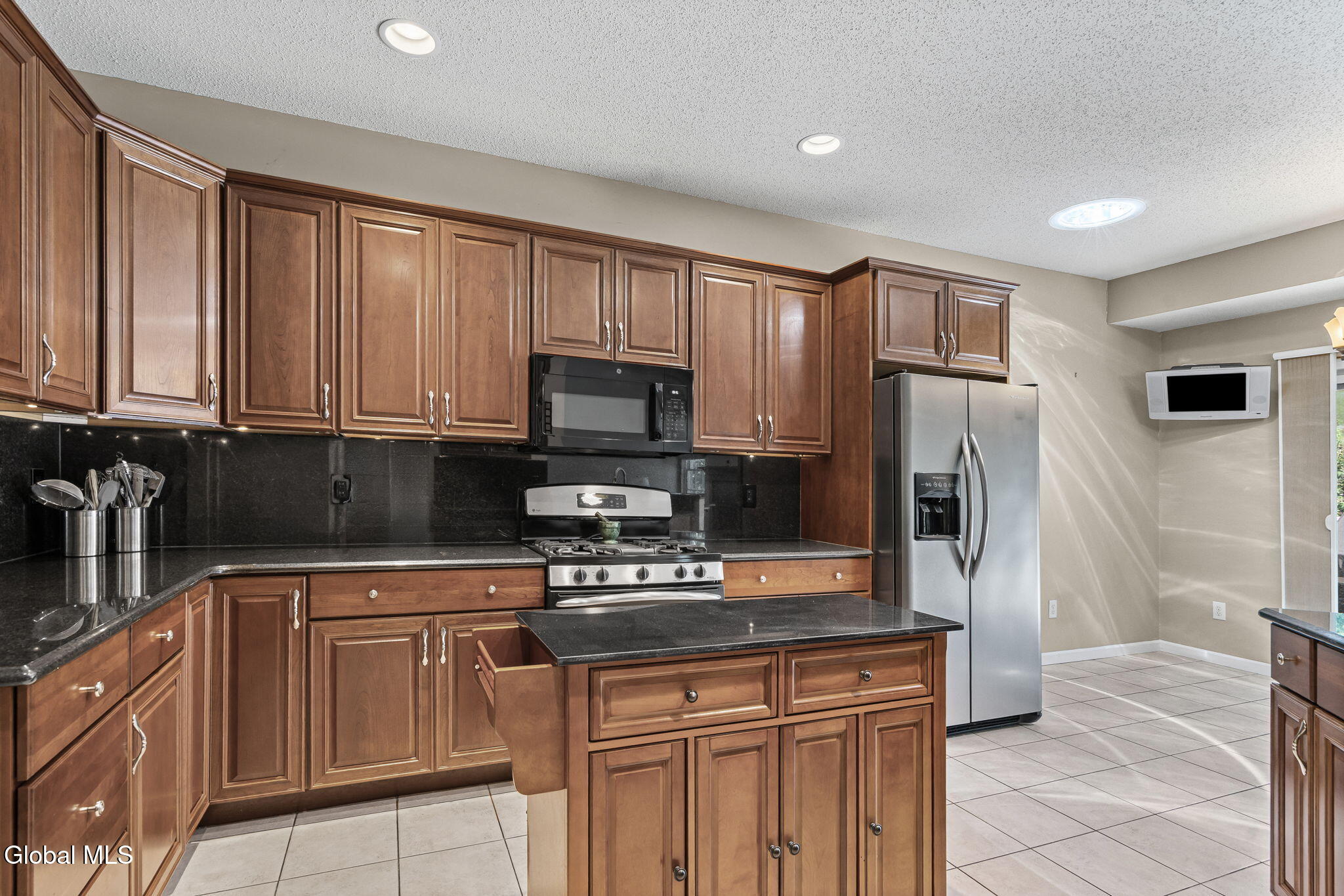 8 Sedgewyck Drive Delmar NY 12054