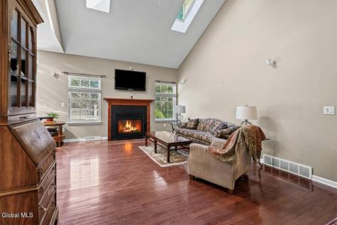8 Sedgewyck Drive Delmar NY 12054