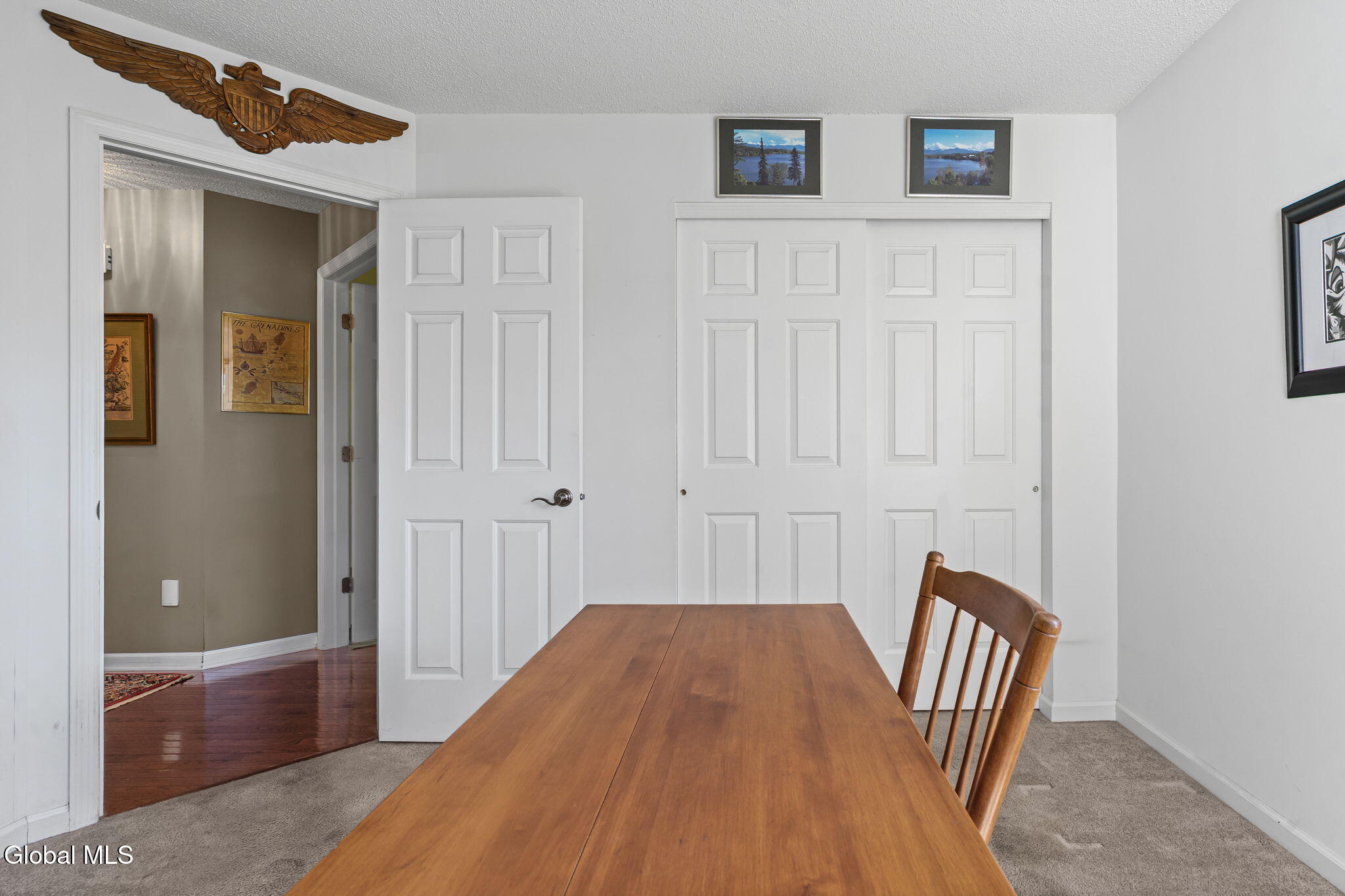 8 Sedgewyck Drive Delmar NY 12054
