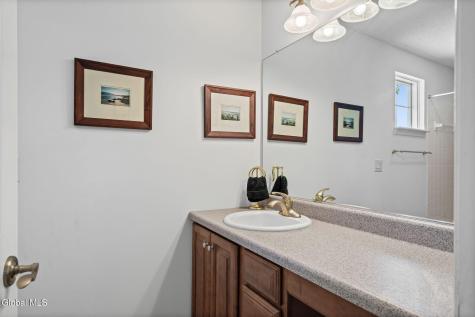 8 Sedgewyck Drive Delmar NY 12054
