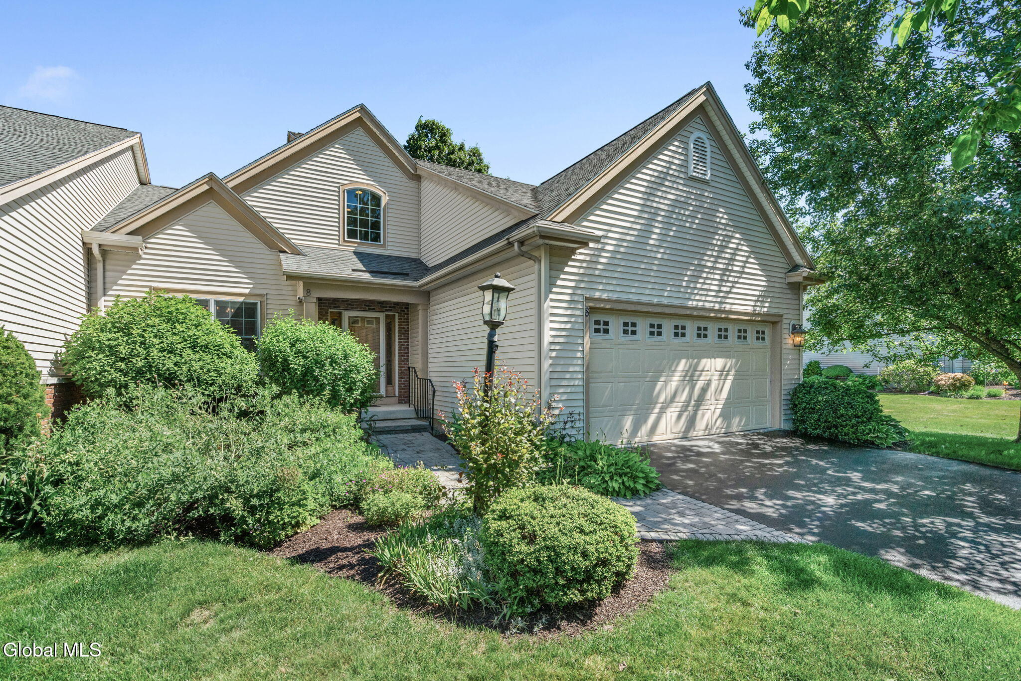 8 Sedgewyck Drive Delmar NY 12054
