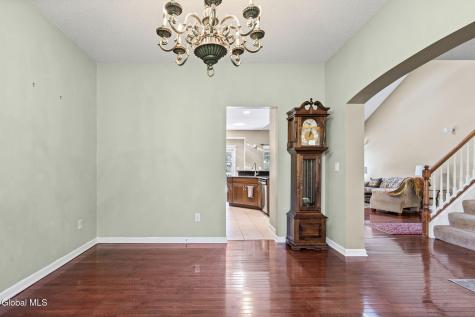 8 Sedgewyck Drive Delmar NY 12054