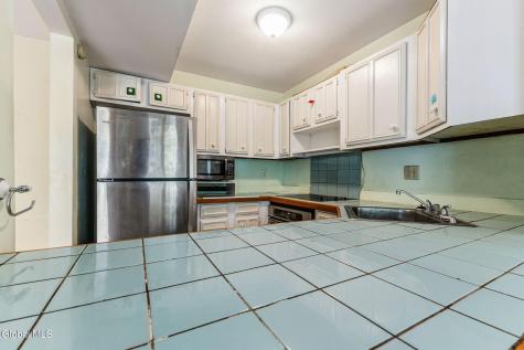 15 Kensington Square Cohoes NY 12047