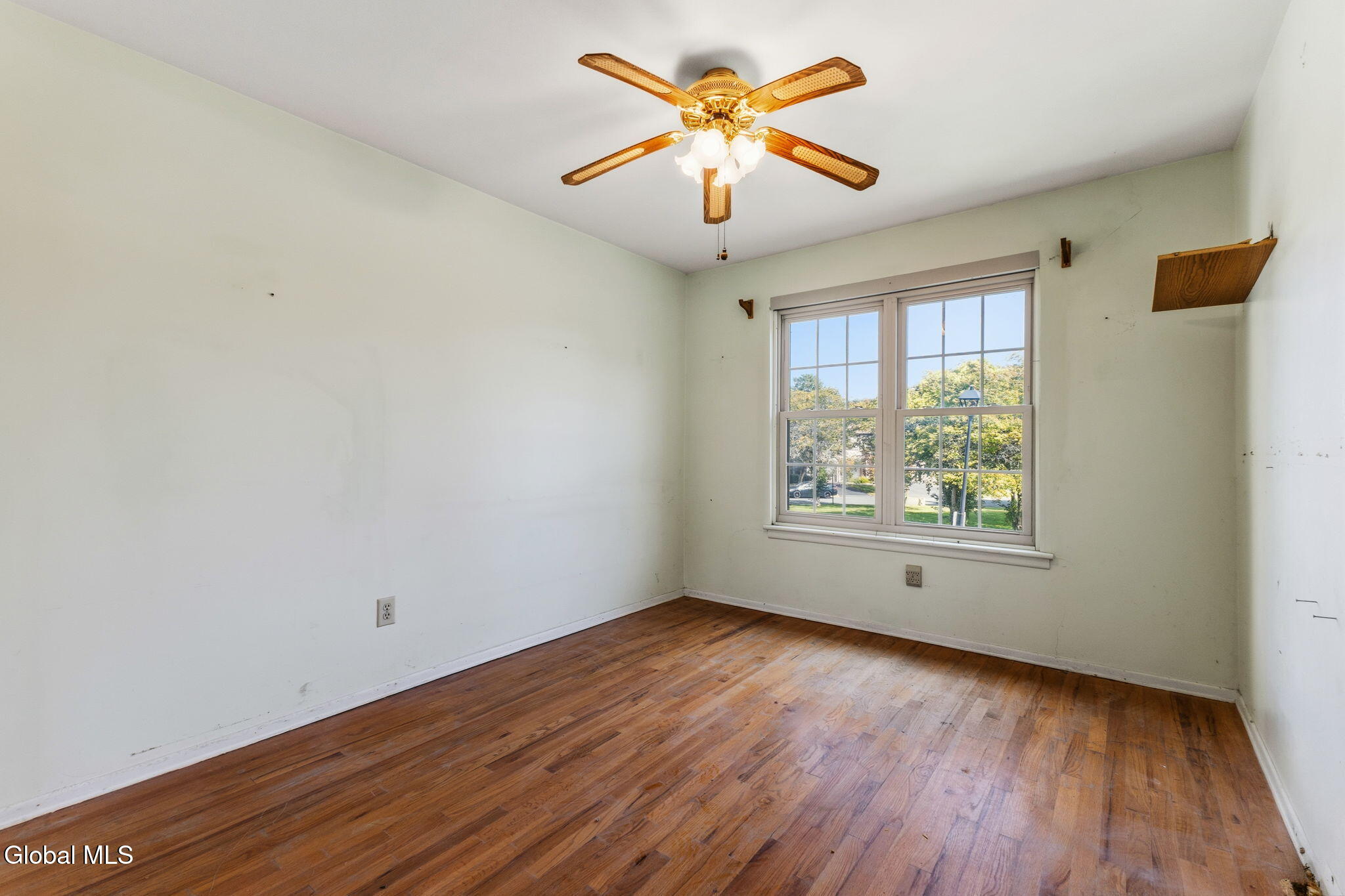 15 Kensington Square Cohoes NY 12047