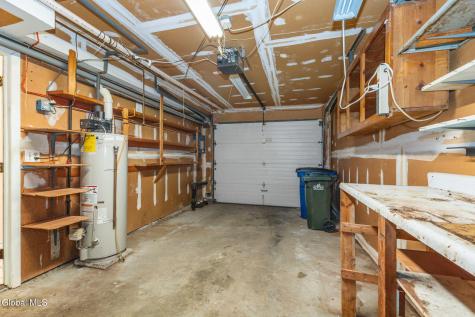 15 Kensington Square Cohoes NY 12047