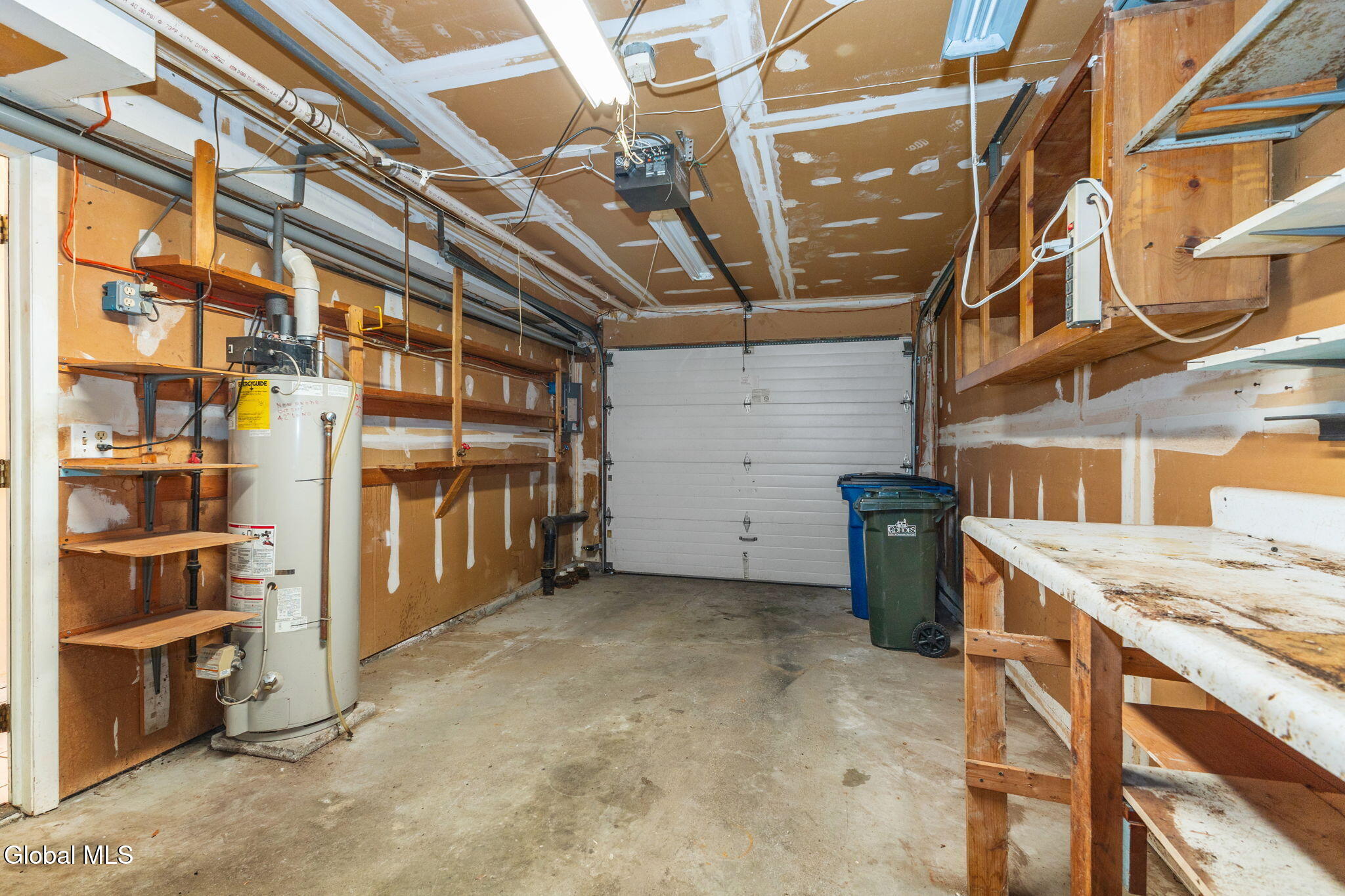 15 Kensington Square Cohoes NY 12047